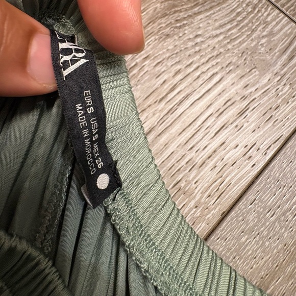 Zara asymmetric Ruffle cap sleeve dress - Picture 6 of 10